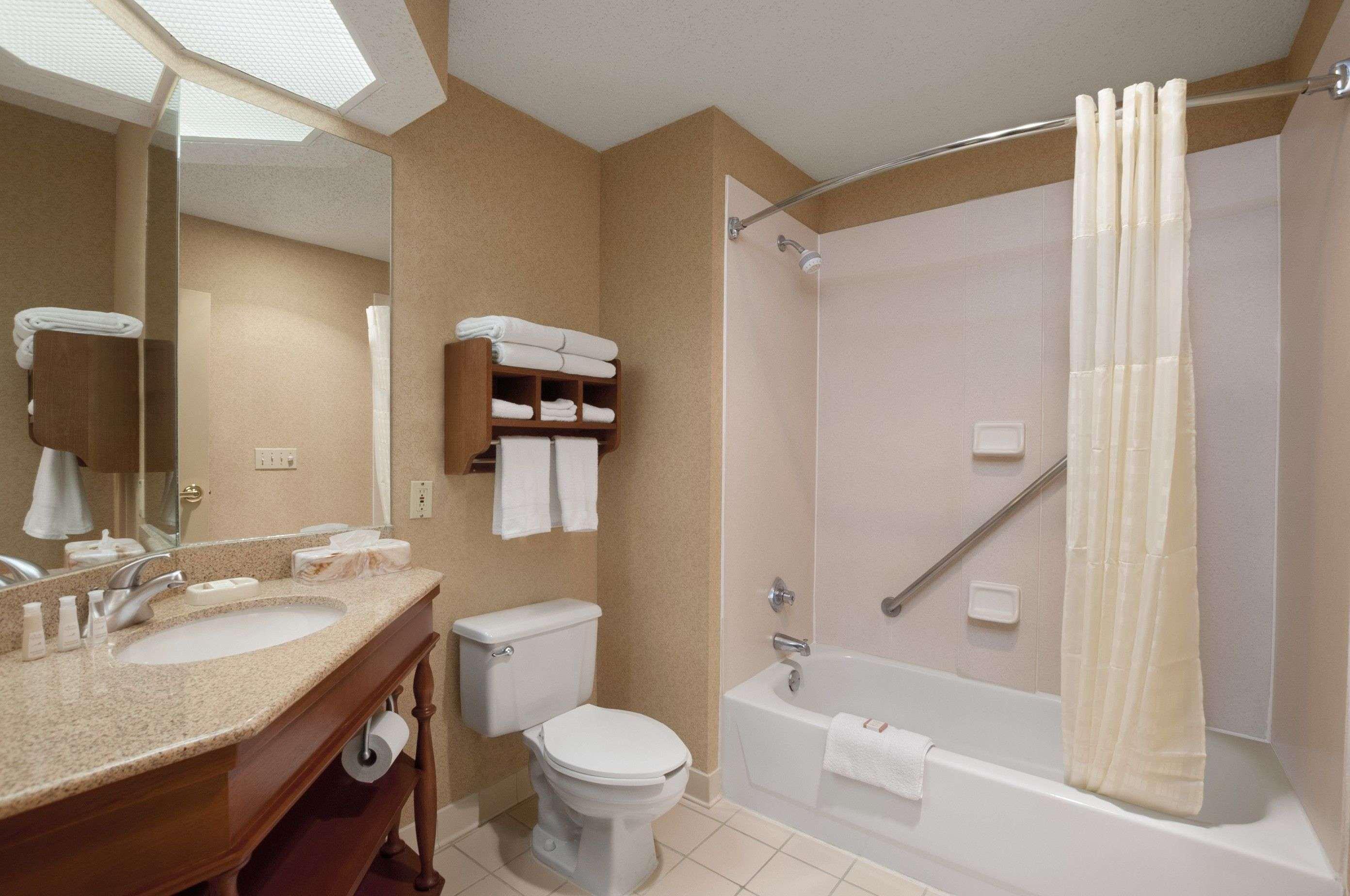 Baymont By Wyndham Lewisville Extérieur photo