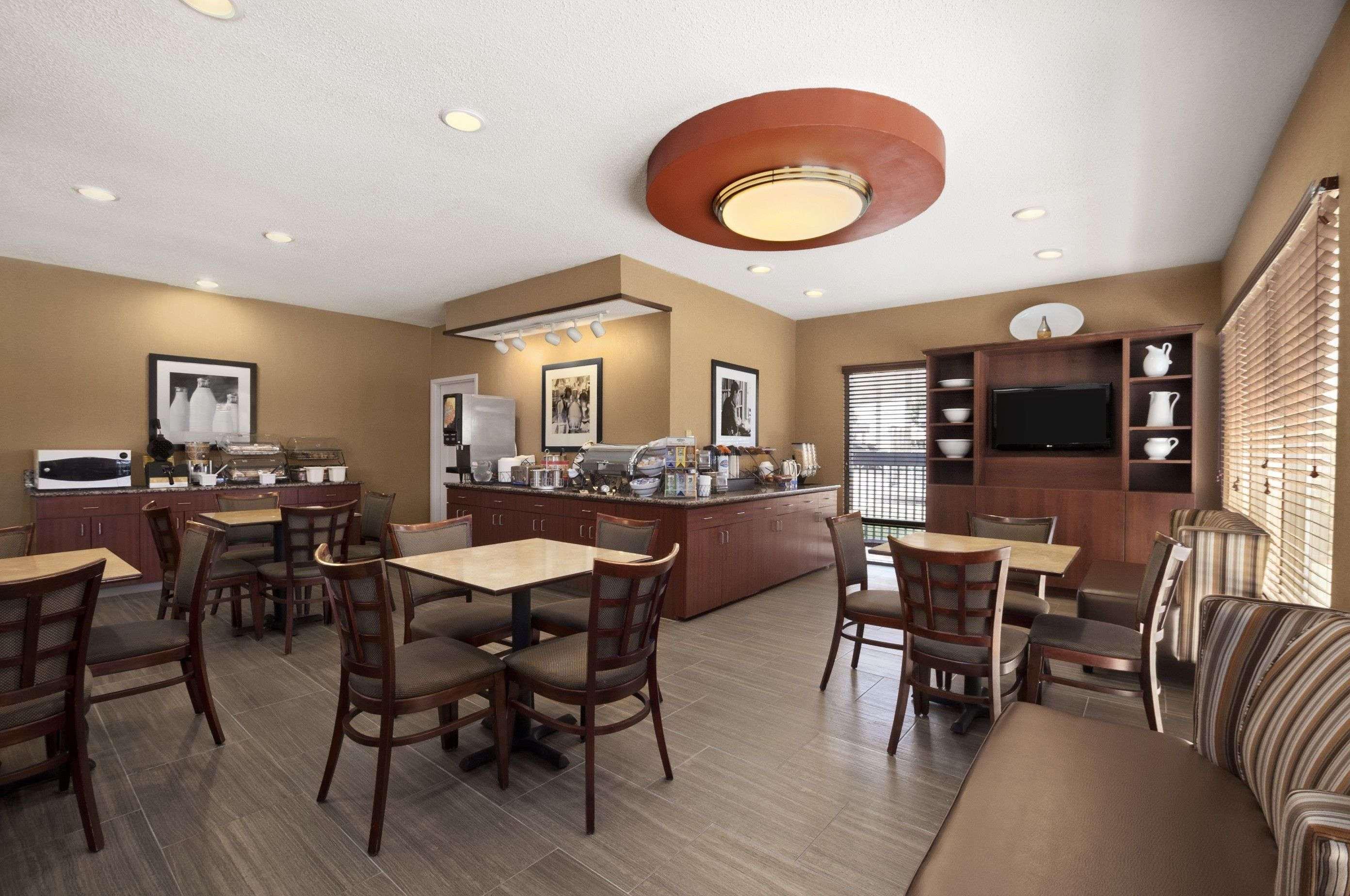 Baymont By Wyndham Lewisville Extérieur photo