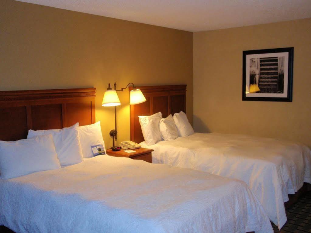 Baymont By Wyndham Lewisville Extérieur photo